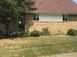 2427 Elizabeth Dr, Stow, OH 44224