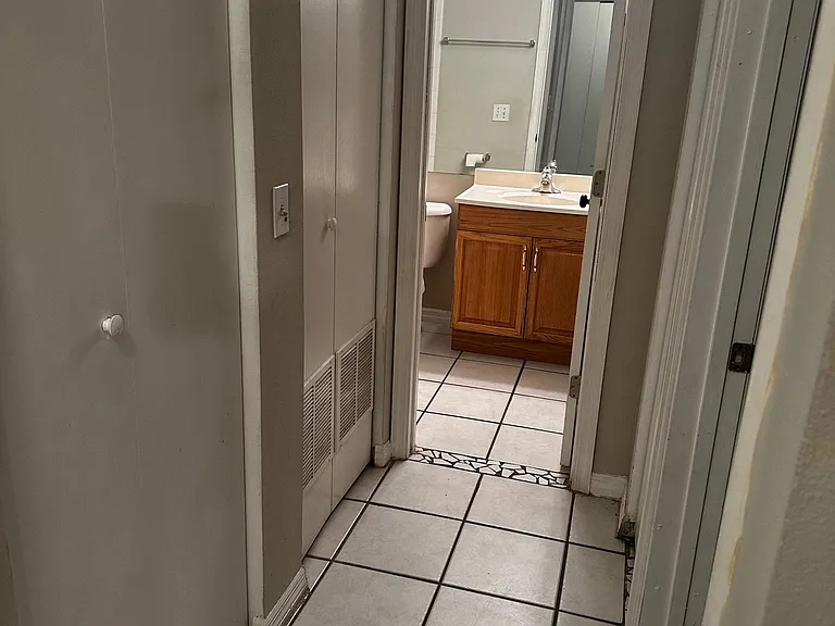 507 Mansfield Dr — Photo 3