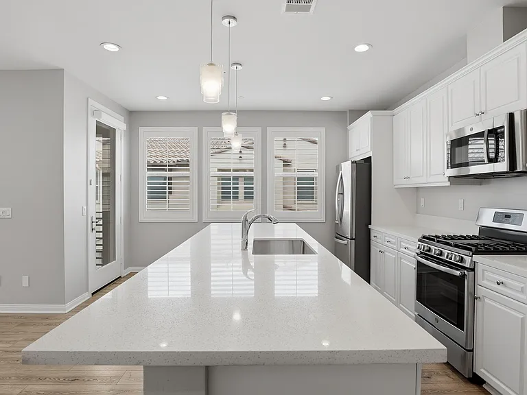 1148 Calle Obsidiana #3 — Photo 3