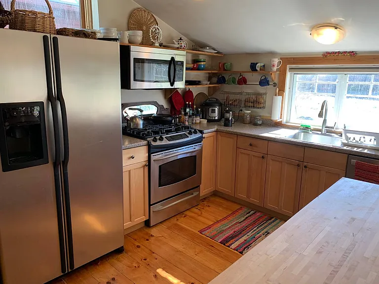 40 Houghtaling Rd — Photo 8
