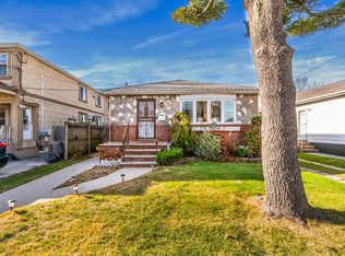 23036 Lansing Ave, Springfield Gardens, NY 11413