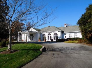 461 Country Club Dr, Danville, VA 24541