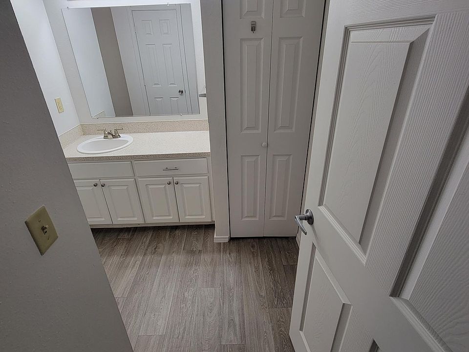 Rainier View Townhomes 5106 Parker Rd E Sumner WA Zillow