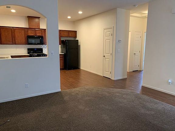 3rd image of 3242 S Villa St