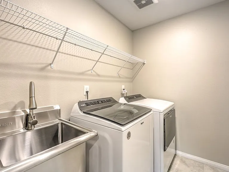 2648 Montesilvano Pl — Photo 36