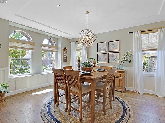 3rd image of 5502 Belarus St
