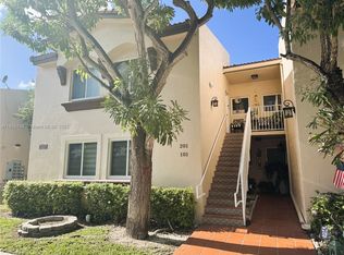 15731 SW 137th Ave APT 201, Miami, FL 33177