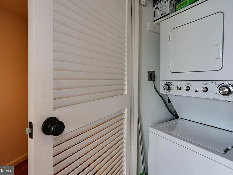 3 Washington Cir NW #803 — Photo 30
