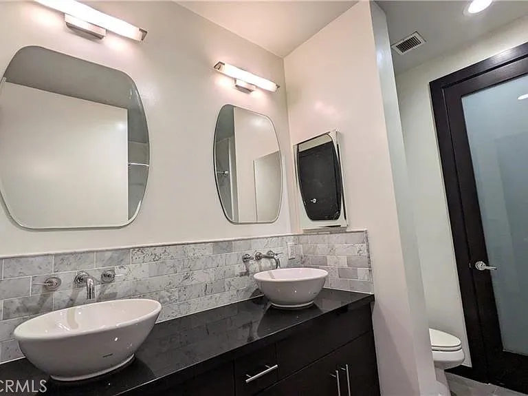 655 S Hope St #806 — Photo 11