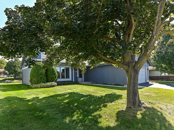 5444 South Morningside LANE, Greenfield, WI 53221