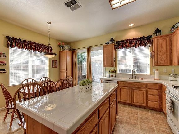 2nd image of 6432 Cormorant Cir
