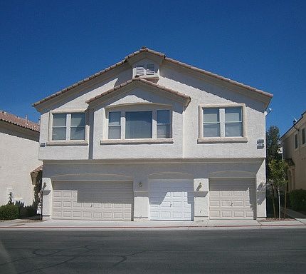 1st image of 2590 Lazy Saddle Dr