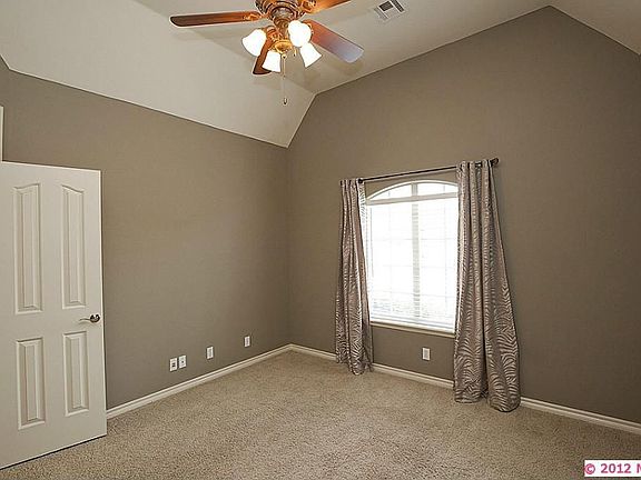 4th image of 8880 E 105th Ct