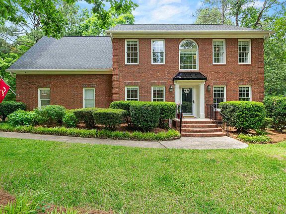 4th image of 108 Rolling Creek Cir