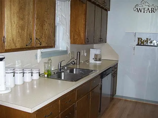 14 Anita Ln — Photo 3