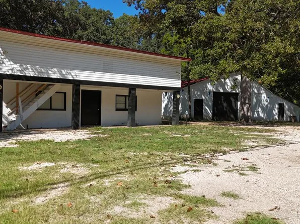 26295 Highway 70, Bruceton, TN 38317