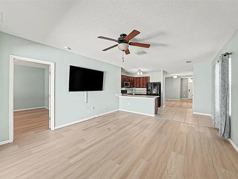 813 Wiltonway Dr — Photo 6