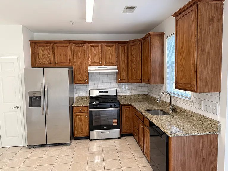 1209 Blossom Cir — Photo 9