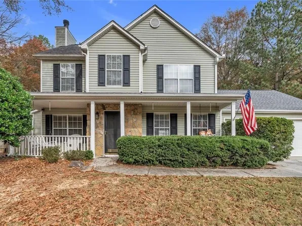 3132 Victoria Place Dr, Loganville, GA 30052