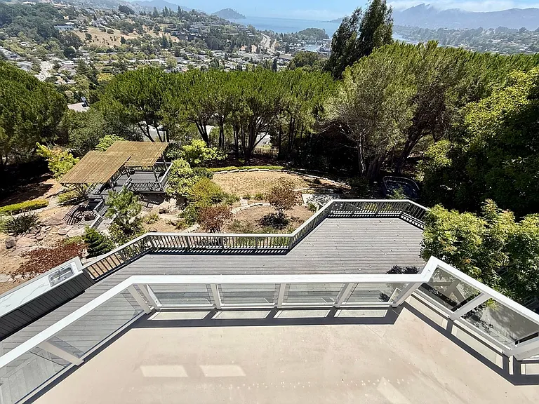 51 Via Los Altos — Photo 11