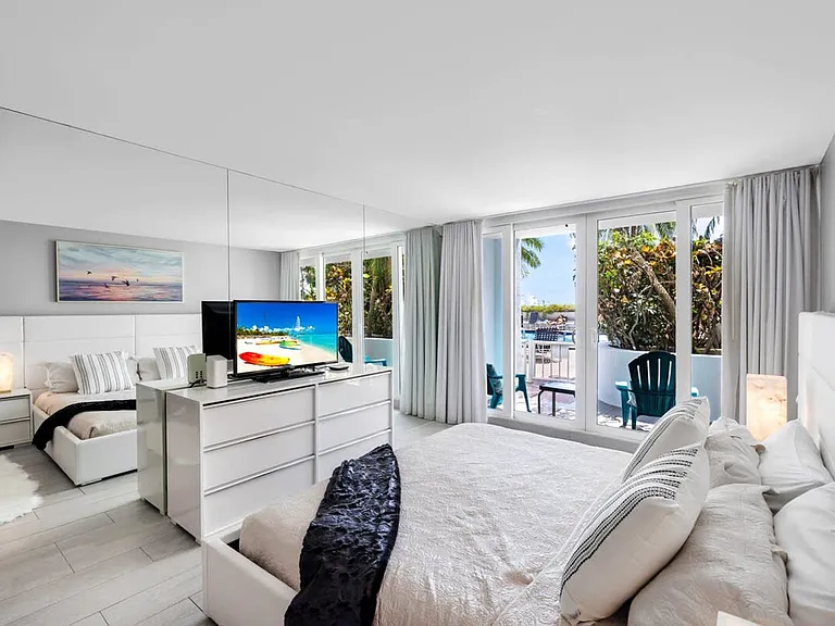 1717 N Bayshore Dr #10-ID1054119P — Photo 3