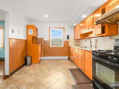 210 Quincy Ave Floor 2, Kearny, NJ, 07032