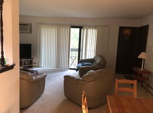8614 Lexington Cir APT 2W, Orland Park, IL 60462