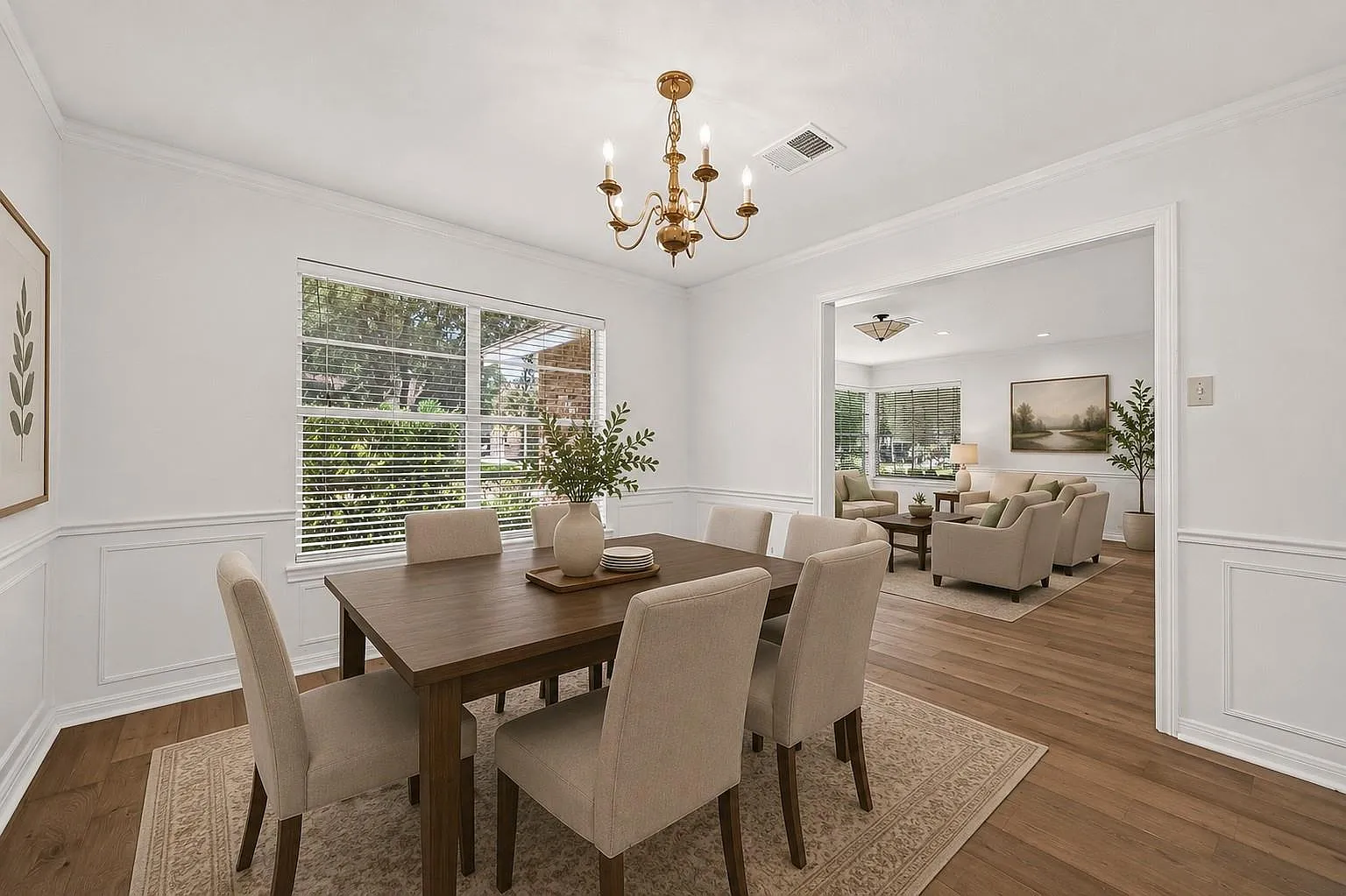 4 bed, 2.5 bath, 2800 sqft, $5,300 — Photo 4