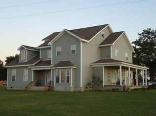 463 Meadows Orchard Rd, Cochran, GA 31014