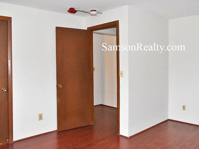 1 Woodward Ave #2 — Photo 8