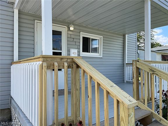 5th image of 1711 W 19th St