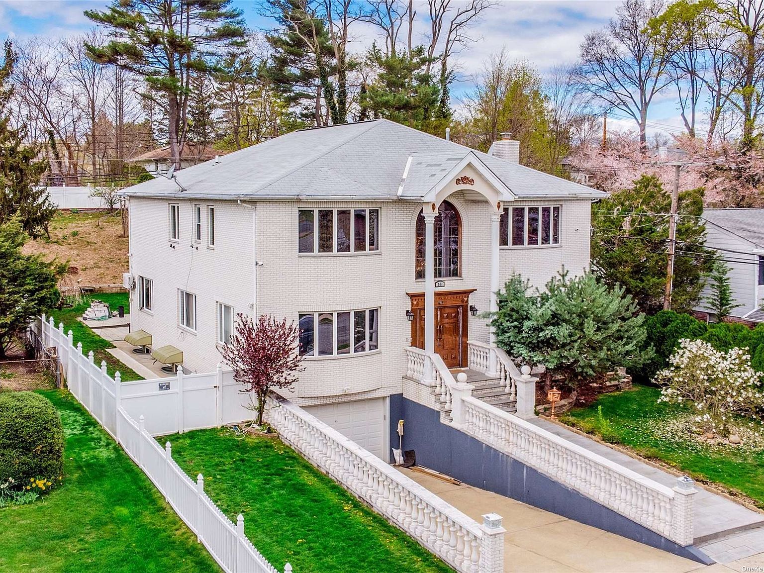 95 Maytime Drive, Jericho, NY 11753 Zillow