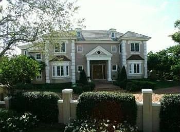 1st image of 8245 Los Pinos Cir