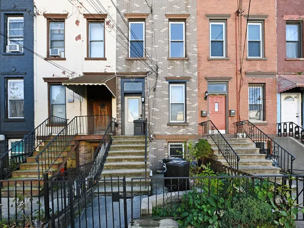 37 Belmont Avenue image 18 of 18