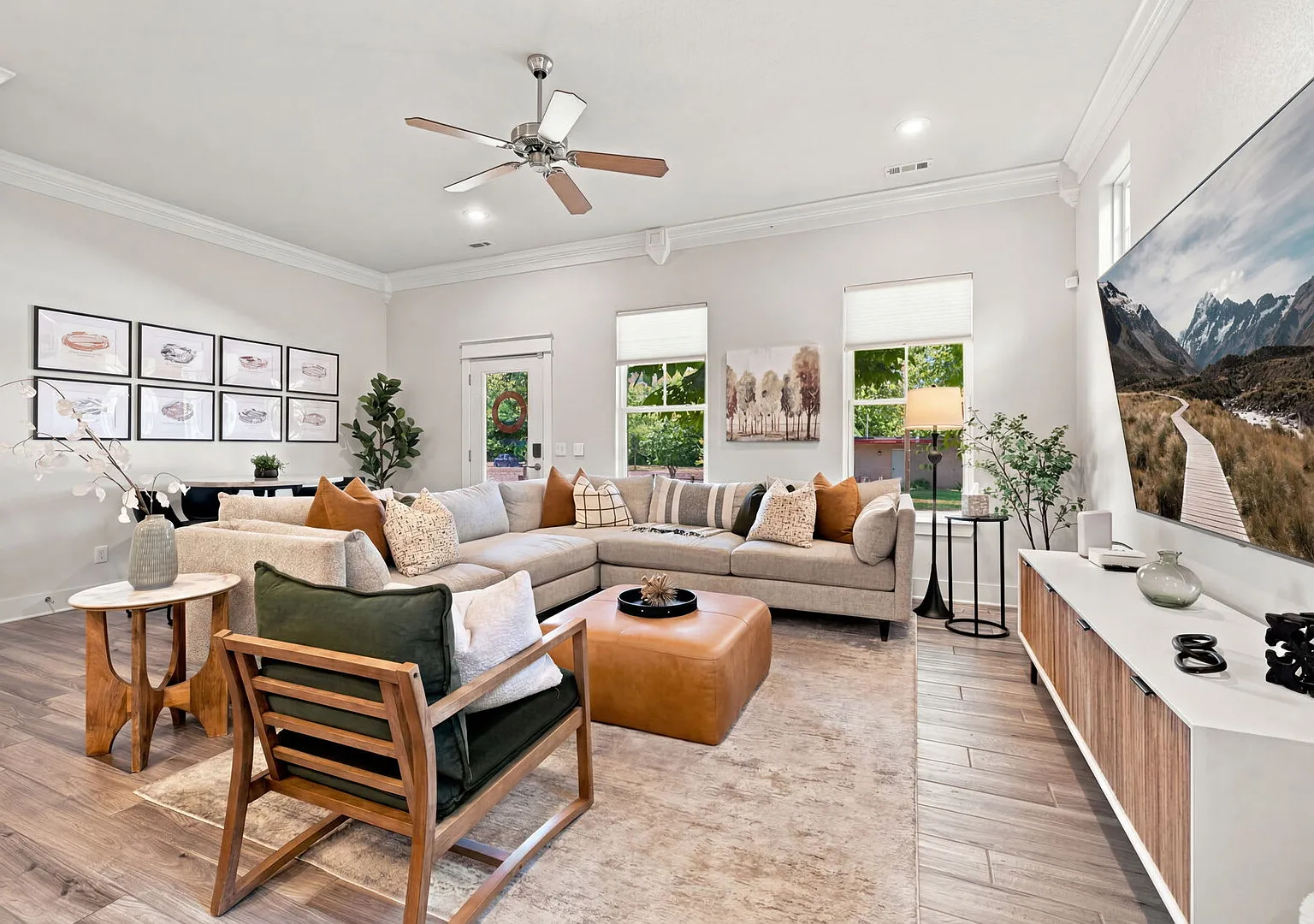 Stadium House-ON UofA Campus-1.5 miles to Downtown — Photo 1