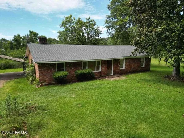 612 Sandhill Township Rd, Ellisville, MS 39437