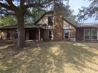 457 Shady Oak Dr, Weatherford, TX 76087