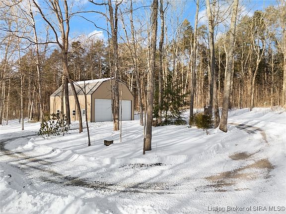 4th image of 7075 Abbey Woods Drive NE