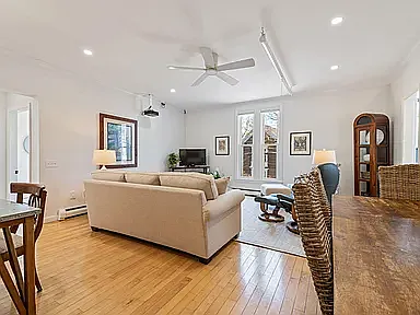 2 bed, 1043 sqft, $4,000 — Photo 3