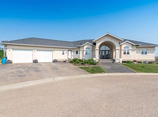 612 W 2nd St E, Maidstone, SK S0M1M0