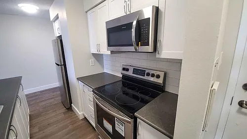 43 Forest Ave Photo 1