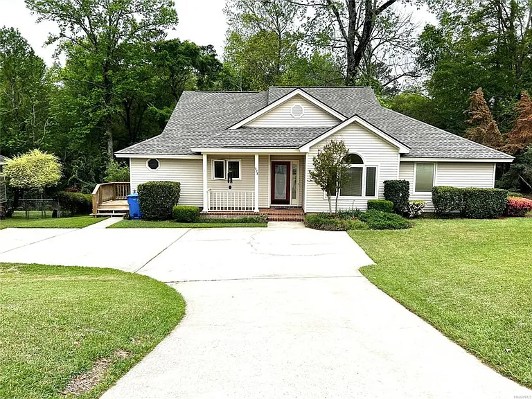 928 Running Brook Dr — Photo 1