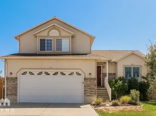1652 N 2275 W, Clinton, UT 84015