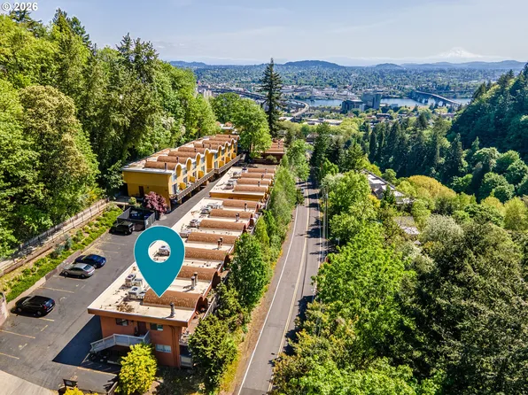 859 SW Broadway Dr APT 41, Portland, OR 97201