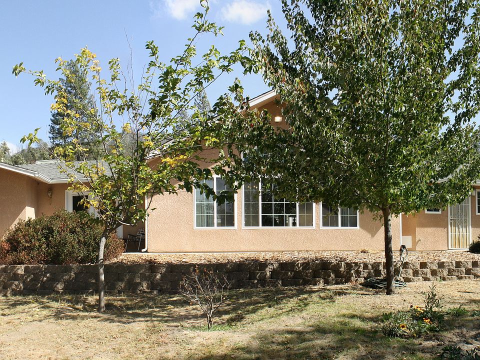 1st image of 49880 Sierra Robles Dr