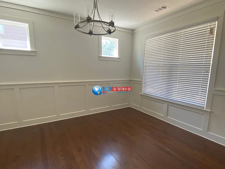 1306 Halletts Peak Pl — Photo 3