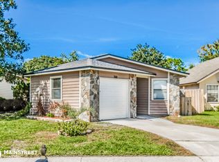 368 Filmore Dr, Jacksonville, FL 32225