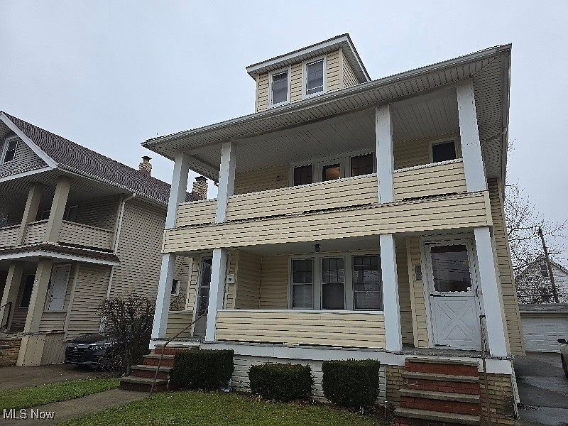 1st image of 3390 W 117th St