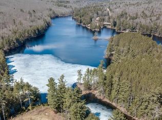 3 Grove St, Hubbardston, MA 01452