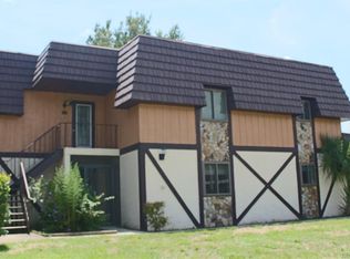 57 Douglas St #105B, Homosassa, FL 34446